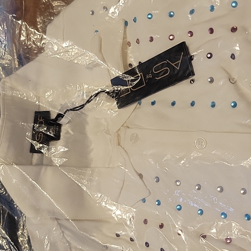 Rhinestone Studded Button Up - Picture 5 of 7